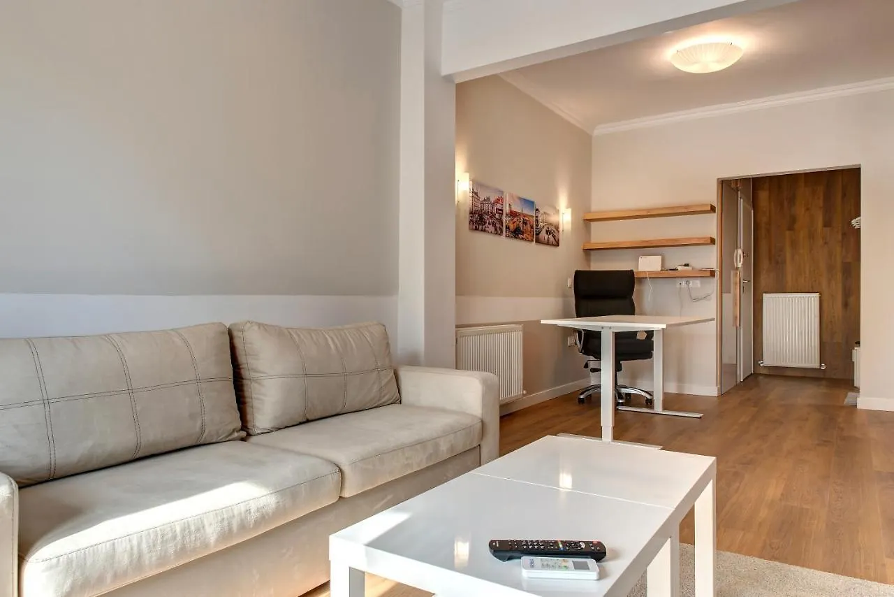 Modern Style Home Near The Train Station Thessaloniki 0*,  Griechenland
